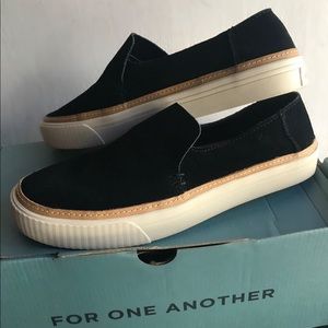 Toms Sunset Slip-On (perfect condition)